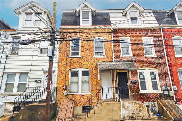 1st image of 528 N Fountain St