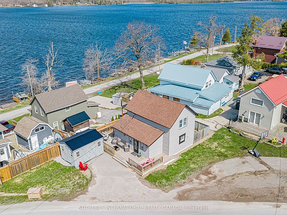 2nd image of 42 Pavillion Rd