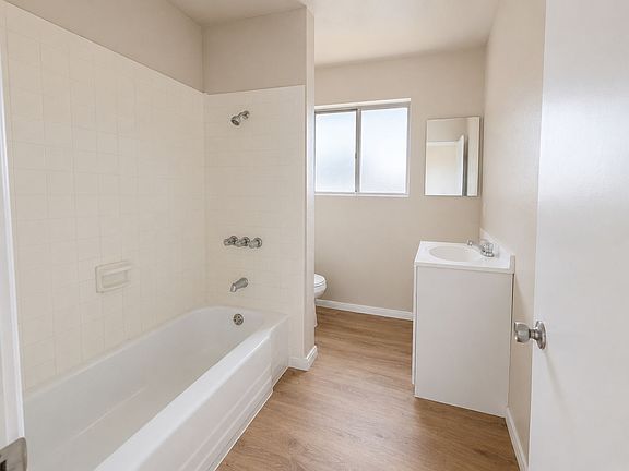 5th image of 7448 Daytona St #934