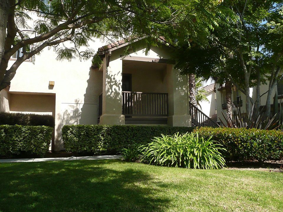 Large shaded grass area in front of this unit instead of other neighbors!