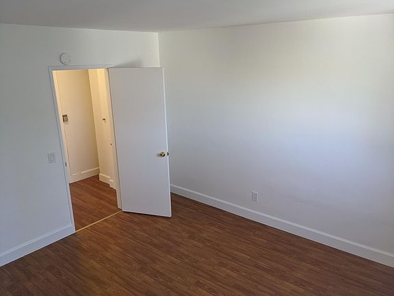 5th image of 631 E San Jose Ave APT F