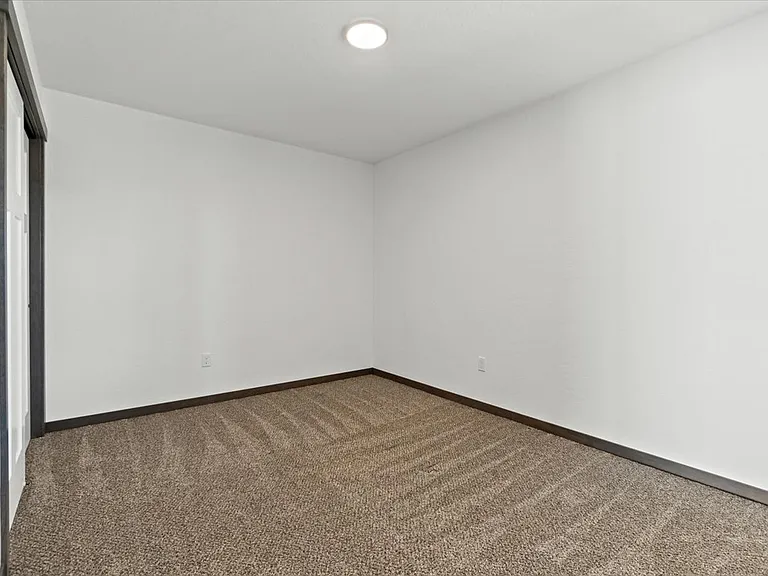 316 W Grange Ave — Photo 25