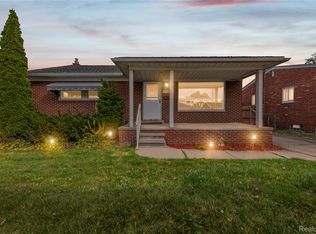 24894 Johnston Ave, Eastpointe, MI 48021