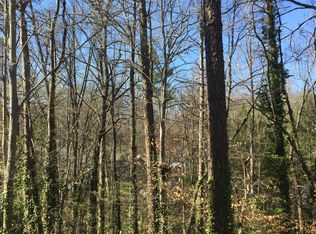 3700 Bel Aire Rd, Des Moines, IA 50310