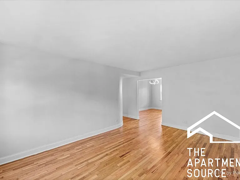 2727 W Berwyn Ave #1 — Photo 6