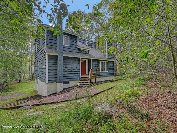 194 Cardinal Dr, Clifton Township, PA 18424