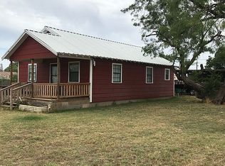 615 6th St, Sterling City, TX 76951