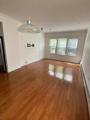 Rented by Hudson Exclusive Inc | media 41