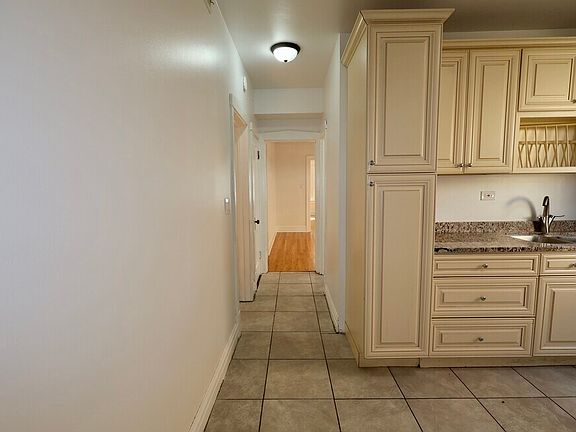 3rd image of 3429 N Lowell Ave #2
