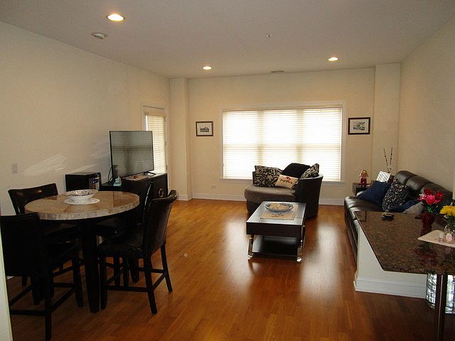 1st image of 4953 Oakton St Unit 402