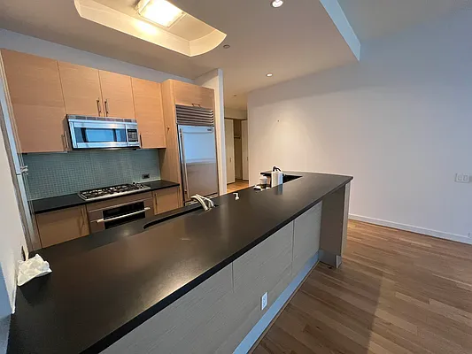 Rented by Nooklyn NYC LLC | media 10