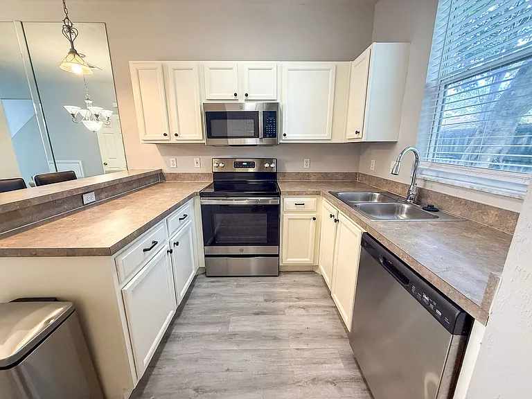 3584 SW 30th Way #132 — Photo 7
