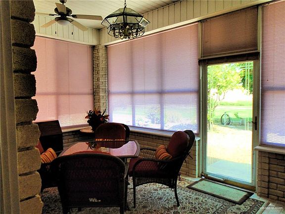 5th image of 834 Lucy Dr