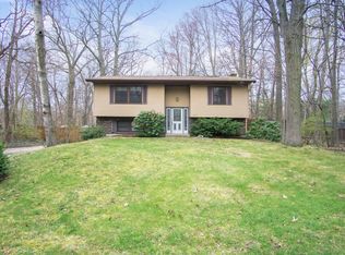 18255 Country Ave, Spring Lake, MI 49456
