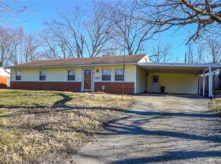 48 Strader Dr, Dayton, OH 45426