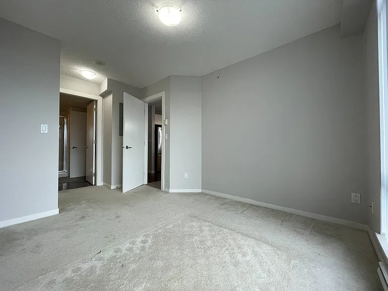 2133 Douglas Rd #207 — Photo 11