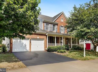 14136 Estate Manor Dr, Gainesville, VA 20155