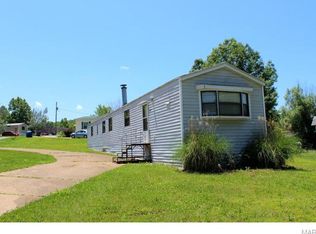 6027 Cedar Crest Dr, Cedar Hill, MO