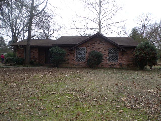 1st image of 206 Redwood Dr
