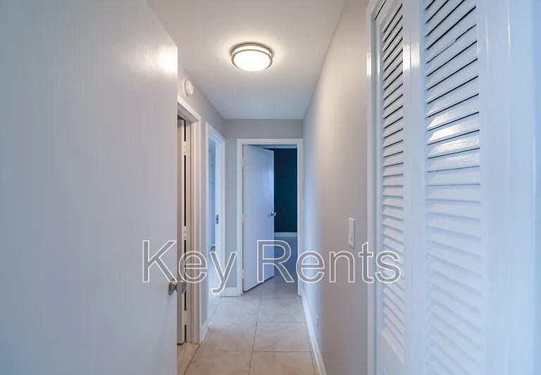 825 Bayshore Dr #1006 — Photo 10