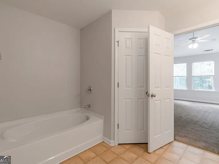 1000 Pierce Brennen Dr — Photo 18
