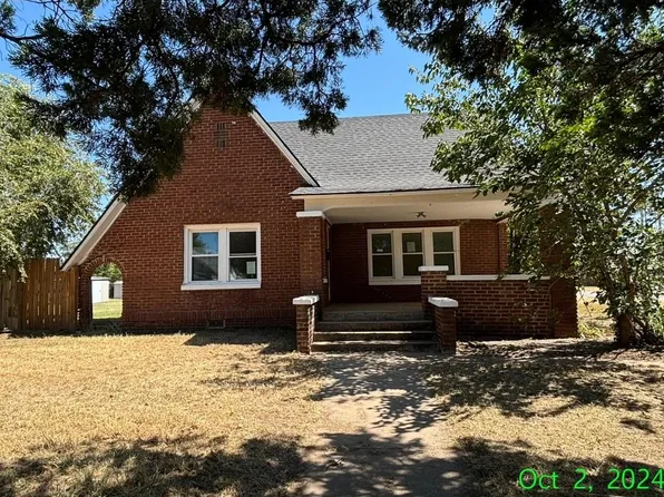 802 N Noble Ave, Watonga, OK 73772
