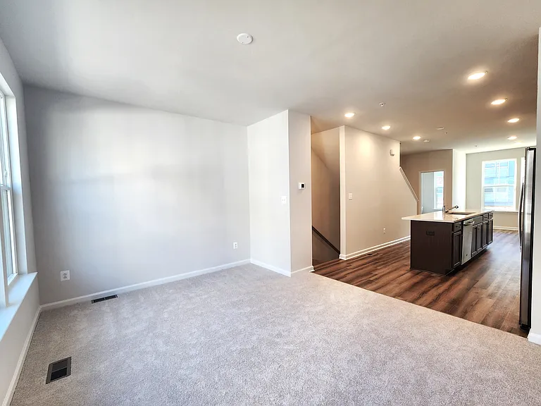 5929 Northwest Dr — Photo 13