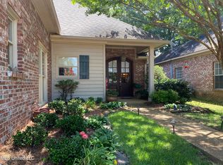 704 Esplanade Dr, Ridgeland, MS 39157