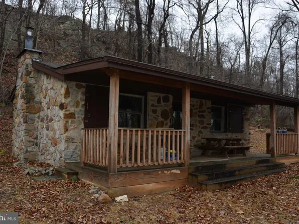 264 Forest Ln, Gore, VA 22637