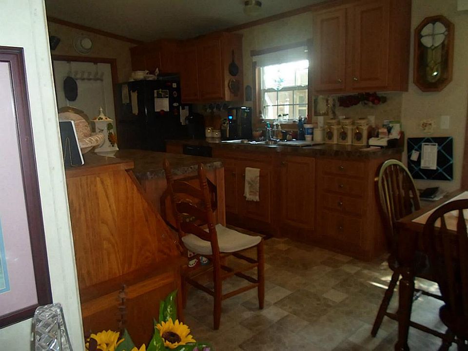 ARMSTRONG LINOLEUM FLOORING