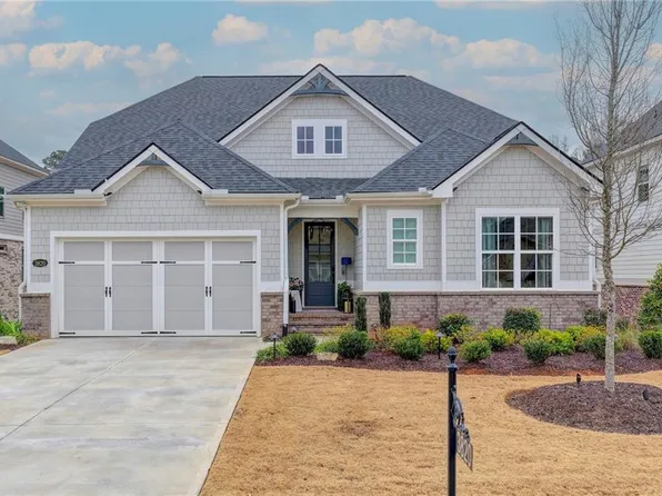 3820 Montebello Pkwy, Cumming, GA 30028