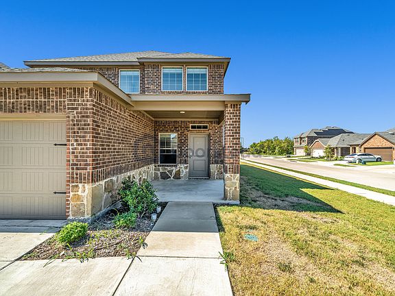 4th image of 3204 Grimaldo Dr