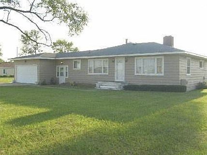 1st image of 1401 N Outer Dr