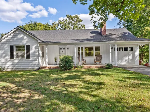 1316 Old Glasgow Rd, Scottsville, KY 42164