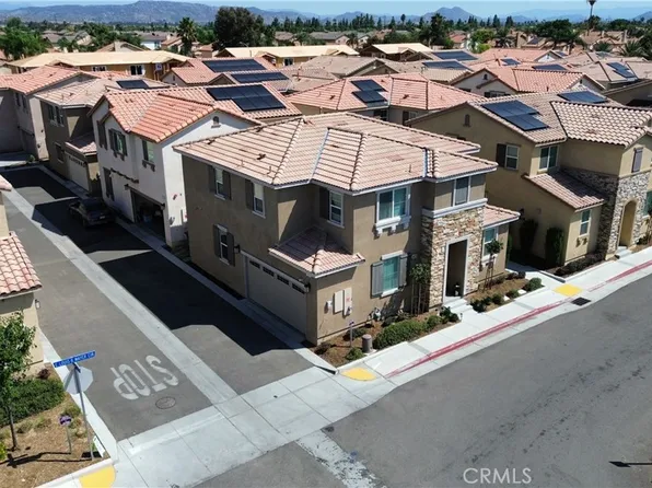 159 Linden Ct, Perris, CA 92571