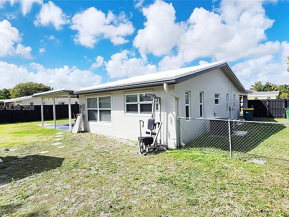 5th image of 8116 NW 72nd Ave