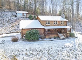 270 Admiration Ct, Waynesville, NC 28785