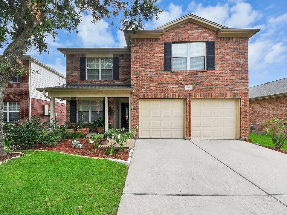1st image of 9414 Bauer Oaks Dr