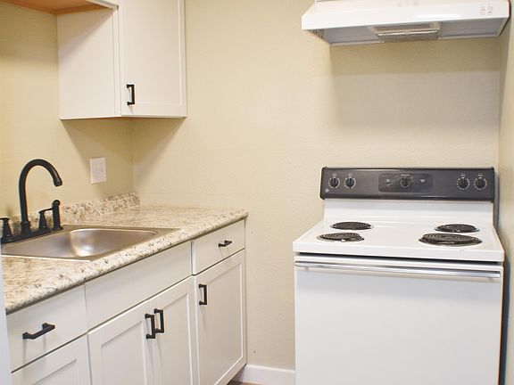 4th image of 420 Chipeta Ave APT 31