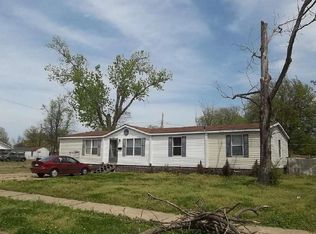 745 Holiday Dr, West Memphis, AR 72301