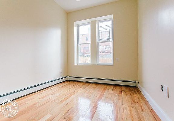 5th image of 444 Suydam St #B3