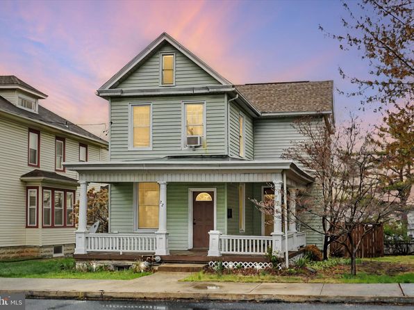 22 W Coover St, Mechanicsburg, PA 17055