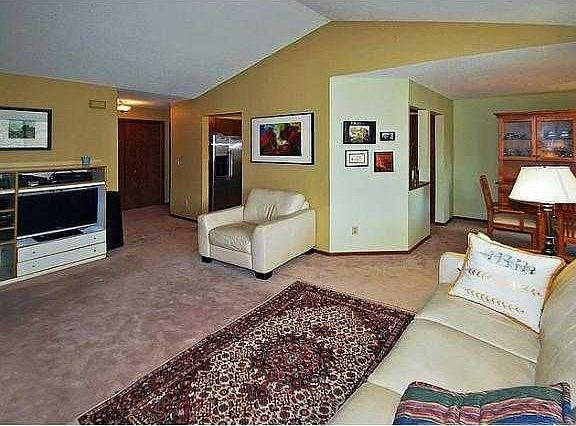3rd image of 476 Etna St APT 204