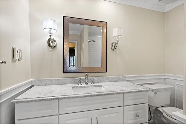 5799 Blandford Ct — Photo 14