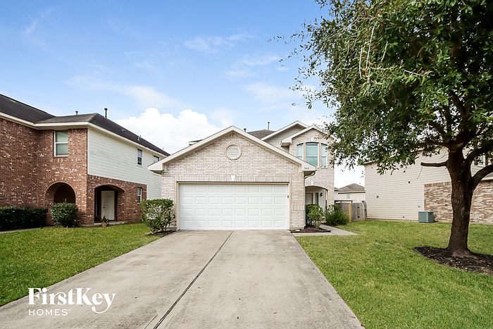1st image of 7419 Legacy Pines Dr