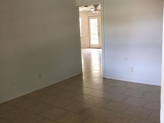2nd image of 2105 Royal Oaks Dr