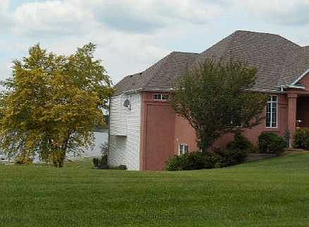 2nd image of 717 Vista Ridge Ln