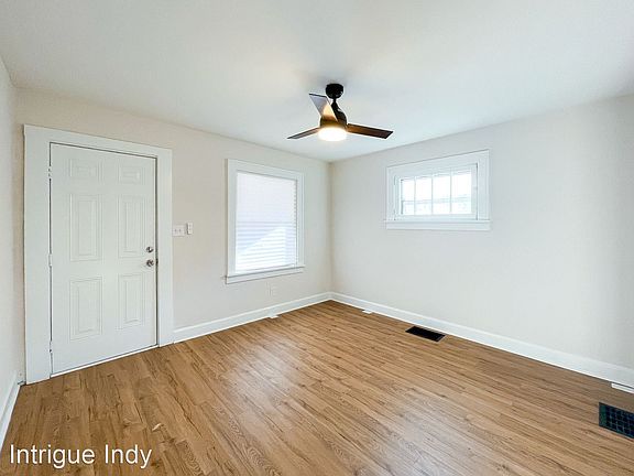 4th image of 908-910 N Bosart Ave #908