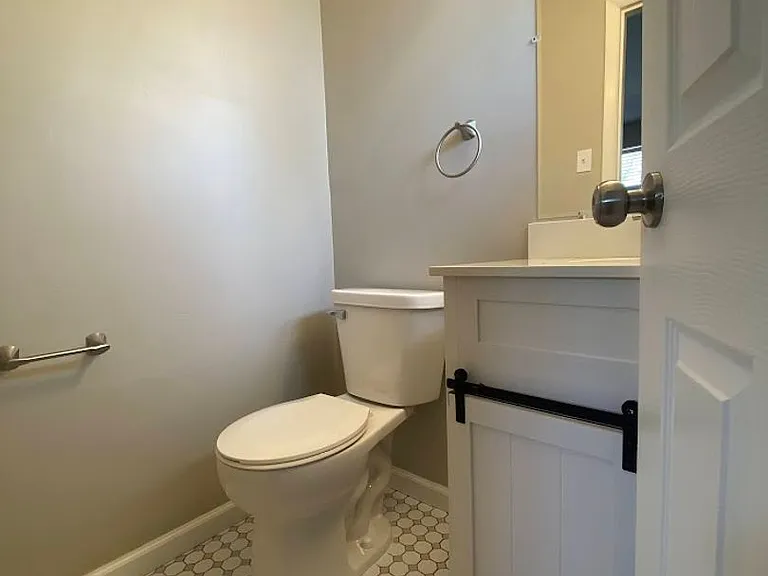 3501 Watson Rd — Photo 7