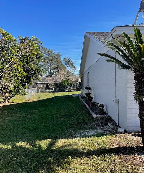 7417 Willow Wisp Dr W — Photo 3